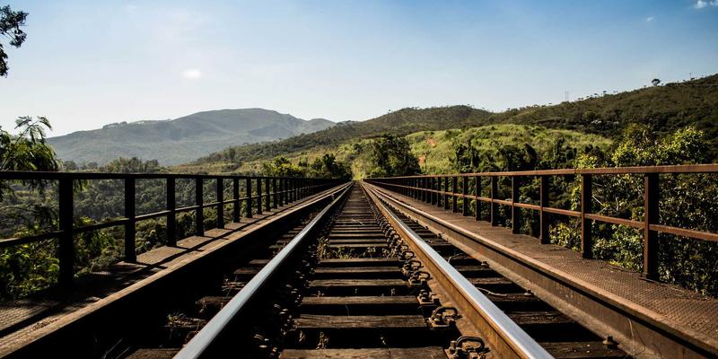 在线购票观影新体验：从侯孝贤到伊纳里图，探索长镜头美学的时空沉浸感